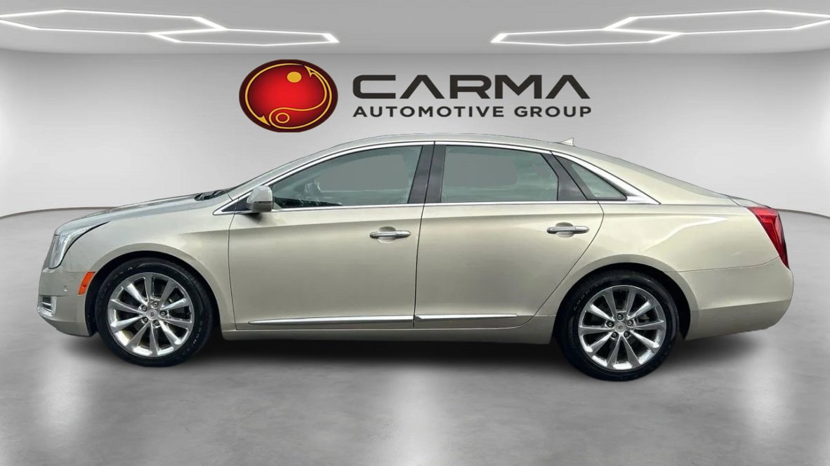 Used 2014 Cadillac XTS Luxury image 2