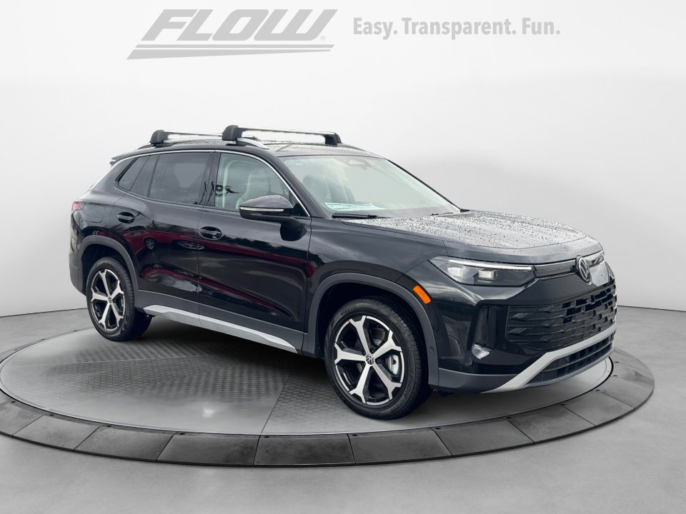 New 2026 Volkswagen Tiguan SE AWD/4WD image 1