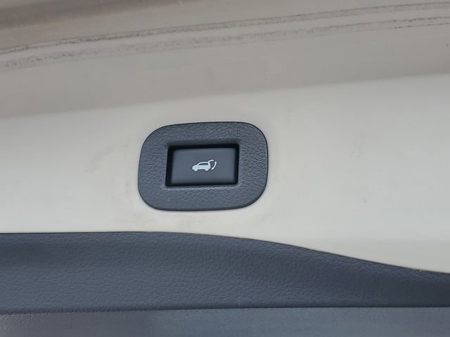 Used 2019 Nissan Rogue SV image 9