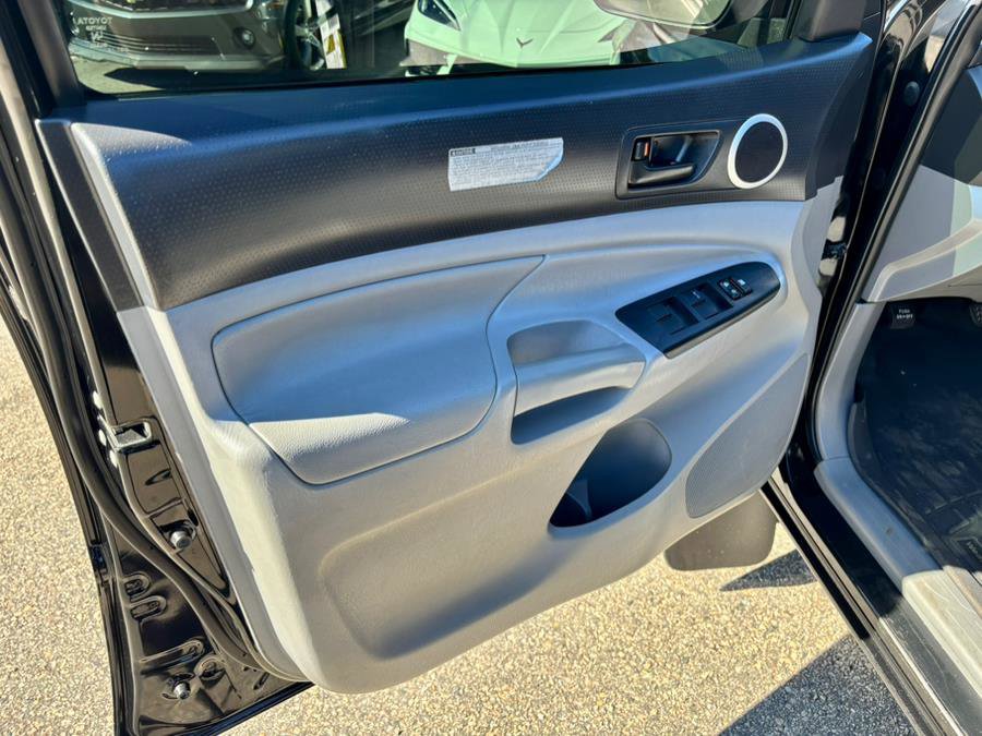 Used 2012 Toyota Tacoma 4x4 Double Cab image 9