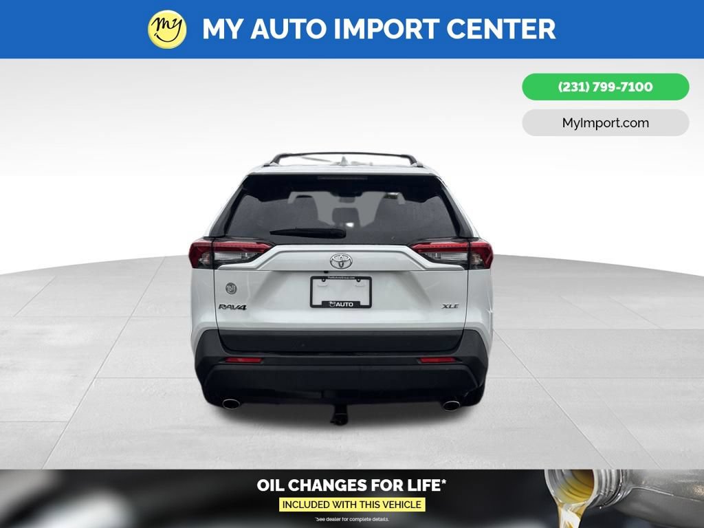Used 2025 Toyota RAV4 XLE Premium w/ Weather Package AWD/4WD image 6
