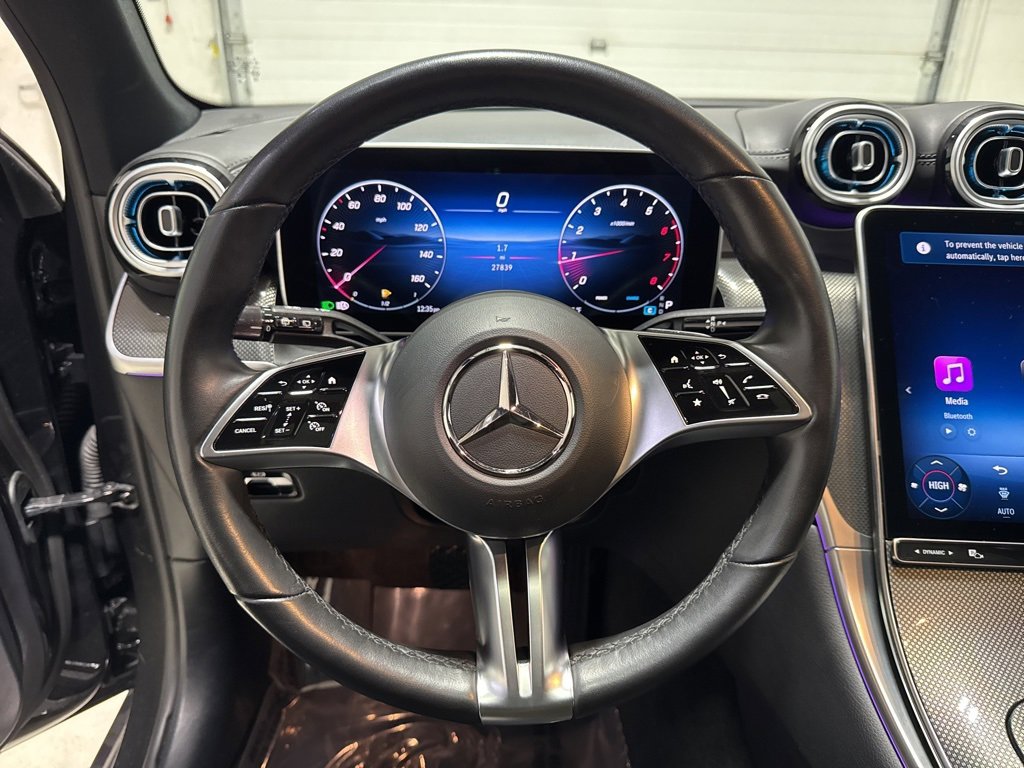 Used 2025 Mercedes-Benz GLC 300 GLC 300 image 33