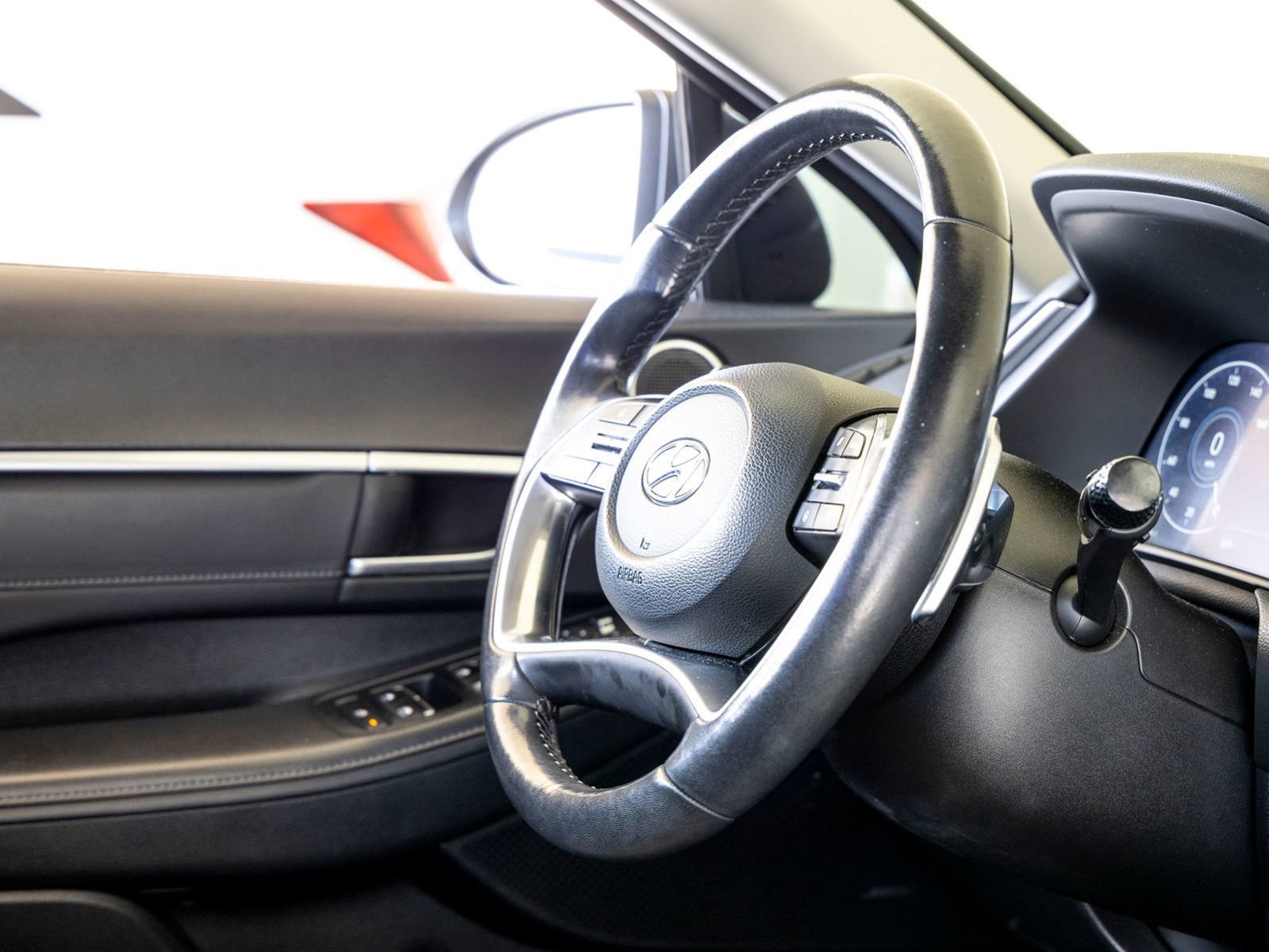 Used 2022 Hyundai Sonata Limited w/ Cargo Package image 28