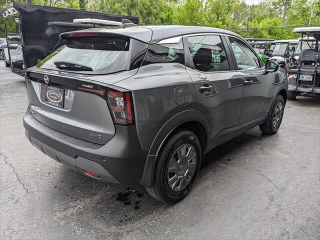 Used 2025 Nissan Kicks S AWD/4WD image 5