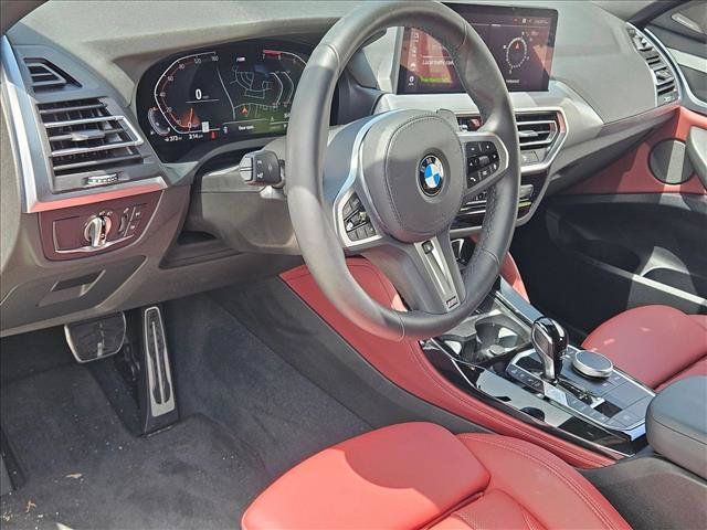 Used 2025 BMW X4 xDrive30i w/ Premium Package AWD/4WD image 9