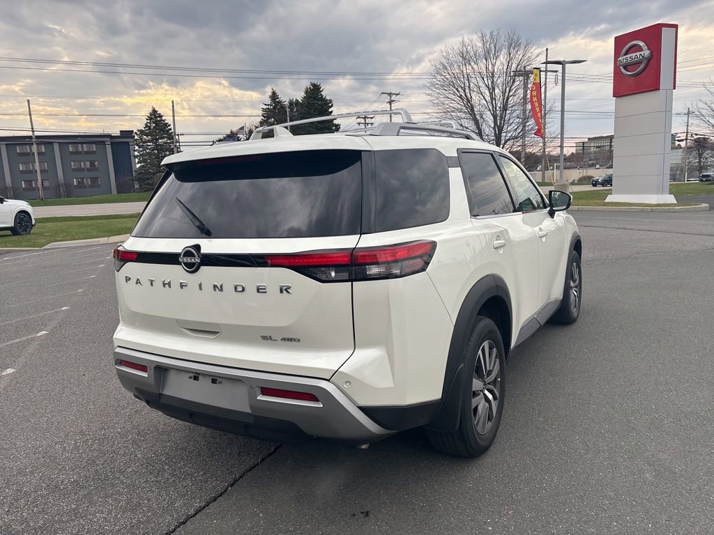 Used 2023 Nissan Pathfinder SL image 7