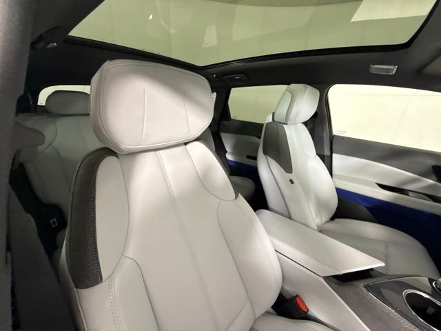 New 2025 Cadillac Optiq Sport 1 AWD/4WD image 33