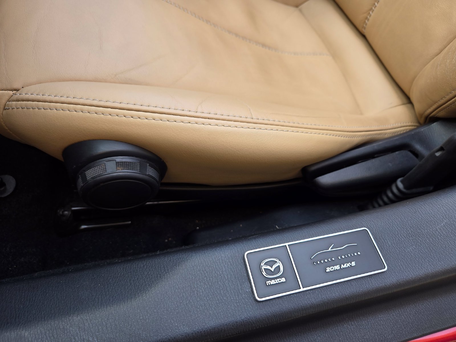 Used 2016 MAZDA MX-5 Miata Grand Touring RWD image 24