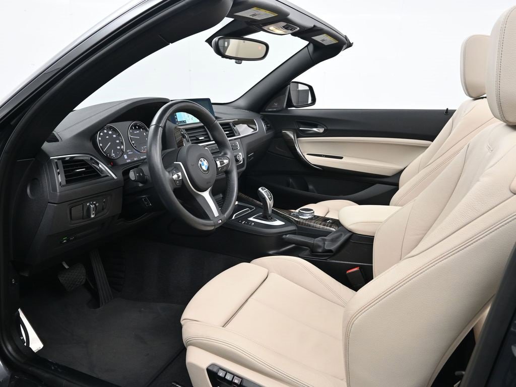 Used 2018 BMW M240i Convertible image 4