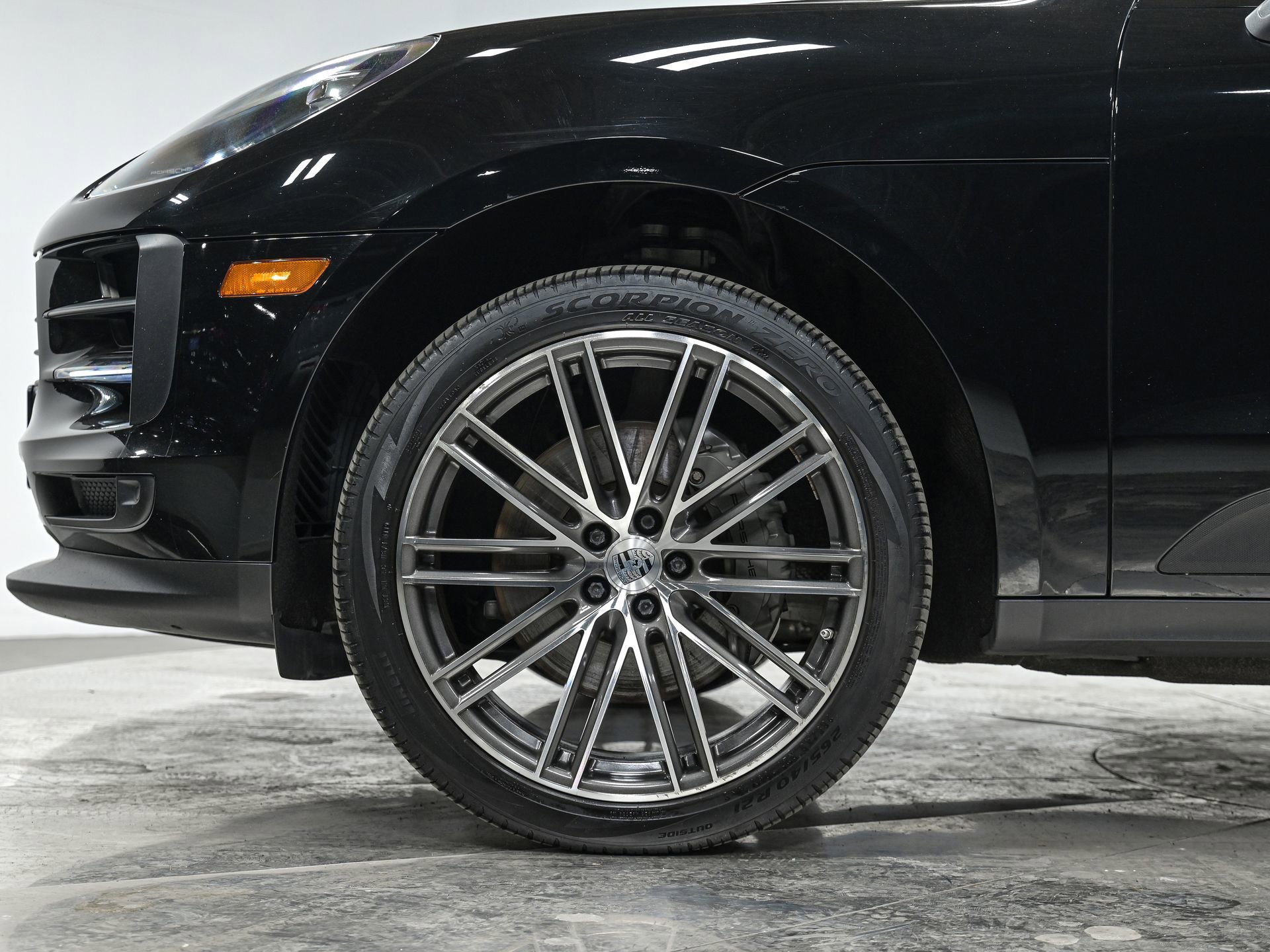 Used 2020 Porsche Macan S image 3