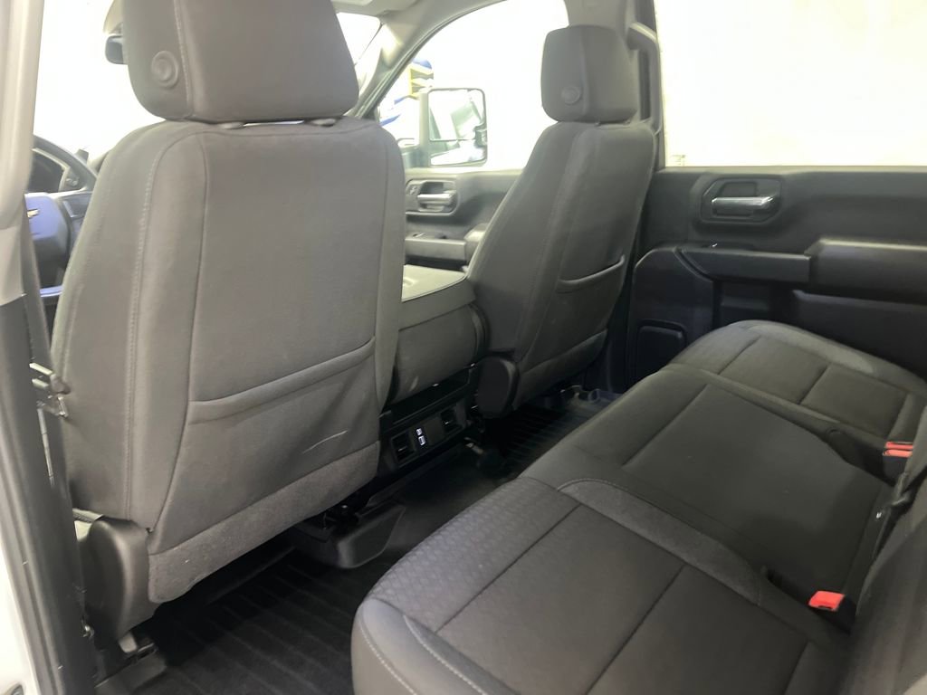 Used 2024 Chevrolet Silverado 2500 Custom w/ Custom Value Package image 38