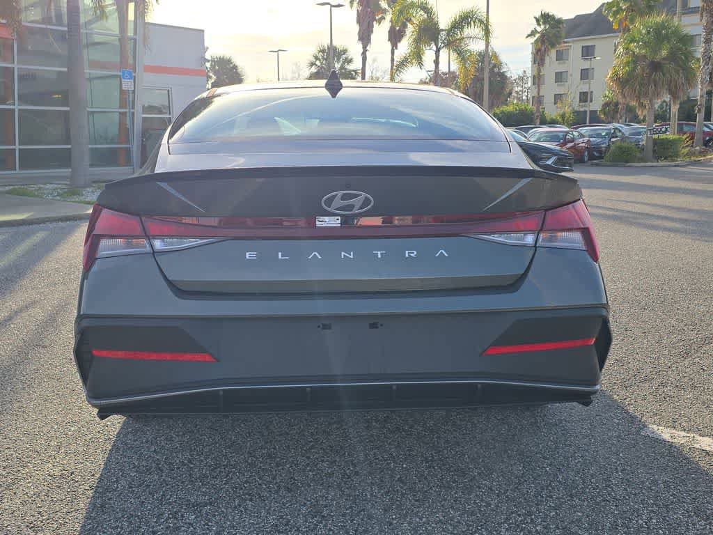 New 2026 Hyundai Elantra Sport image 6
