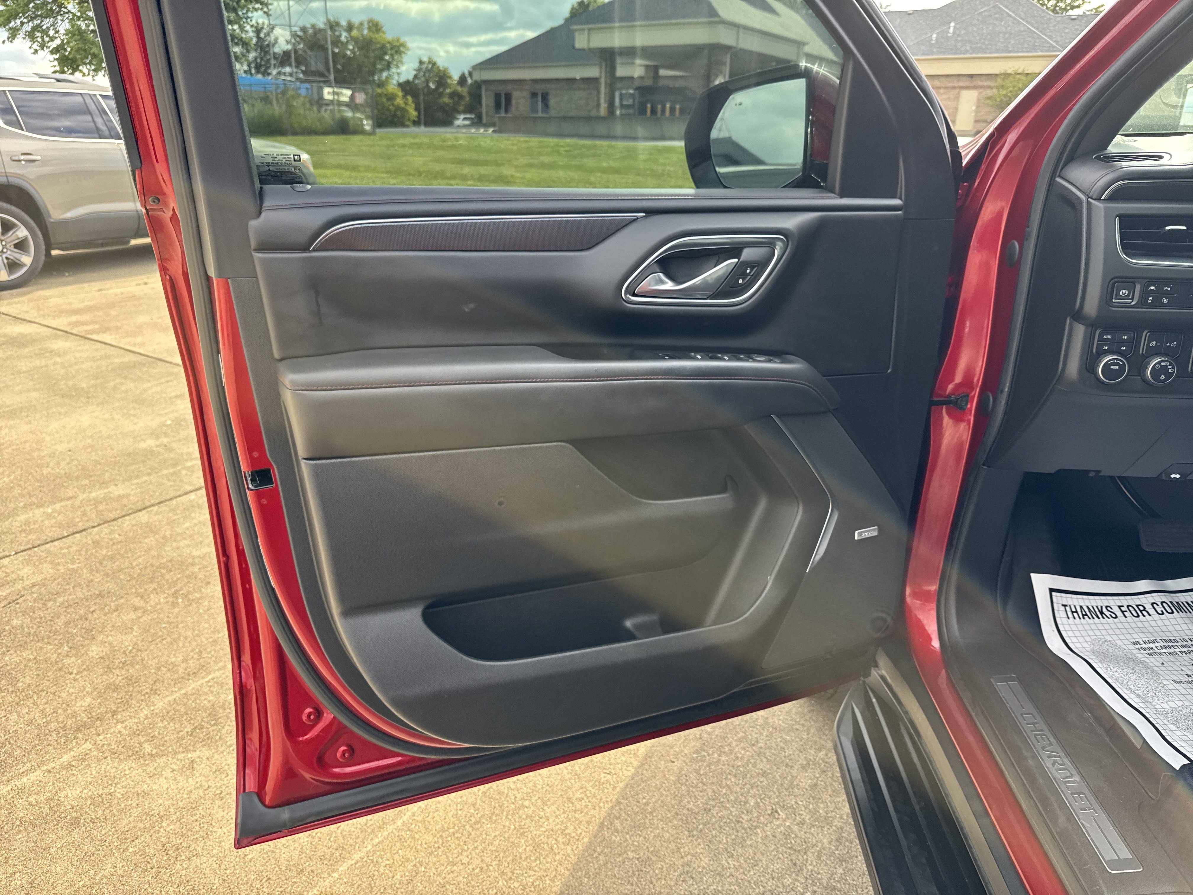 Used 2022 Chevrolet Tahoe RST w/ Luxury Package image 9