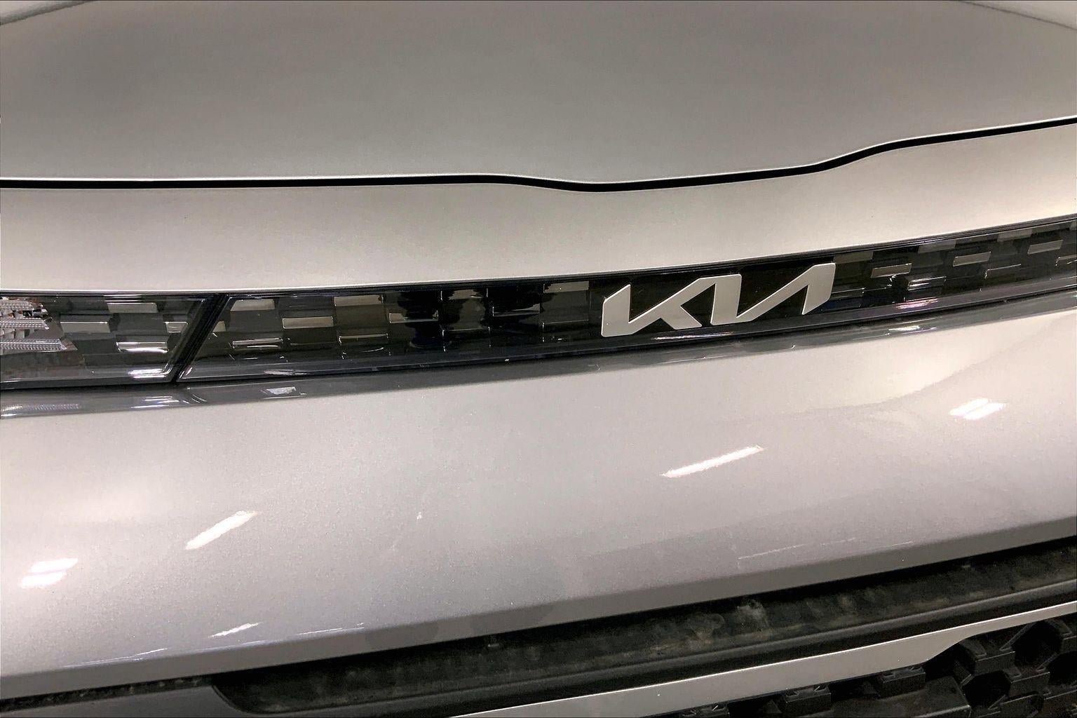 Certified 2025 Kia Soul LX image 28