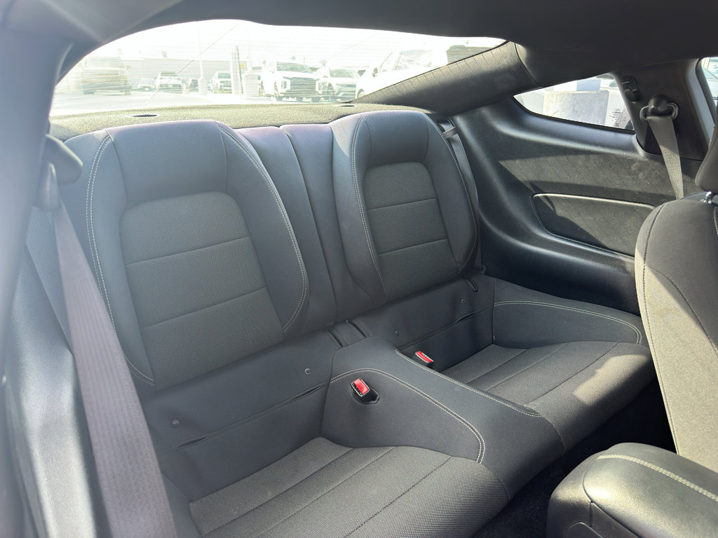 Used 2017 Ford Mustang Coupe image 28