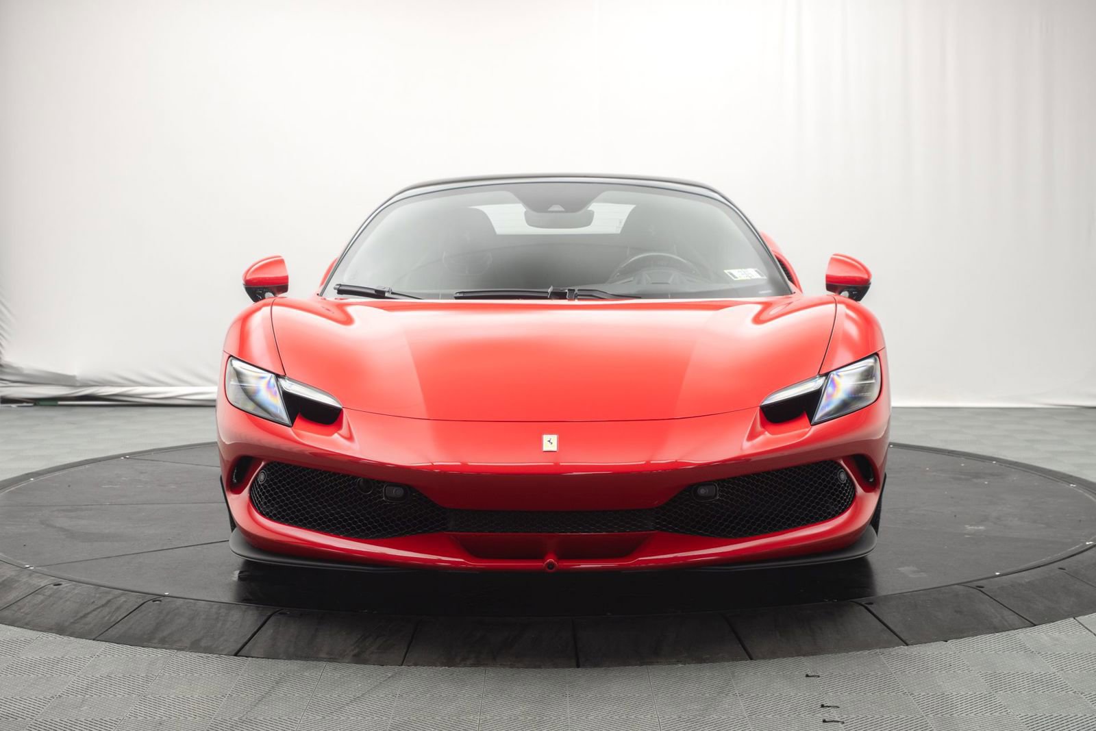 Used 2025 Ferrari 296 GTS RWD image 16