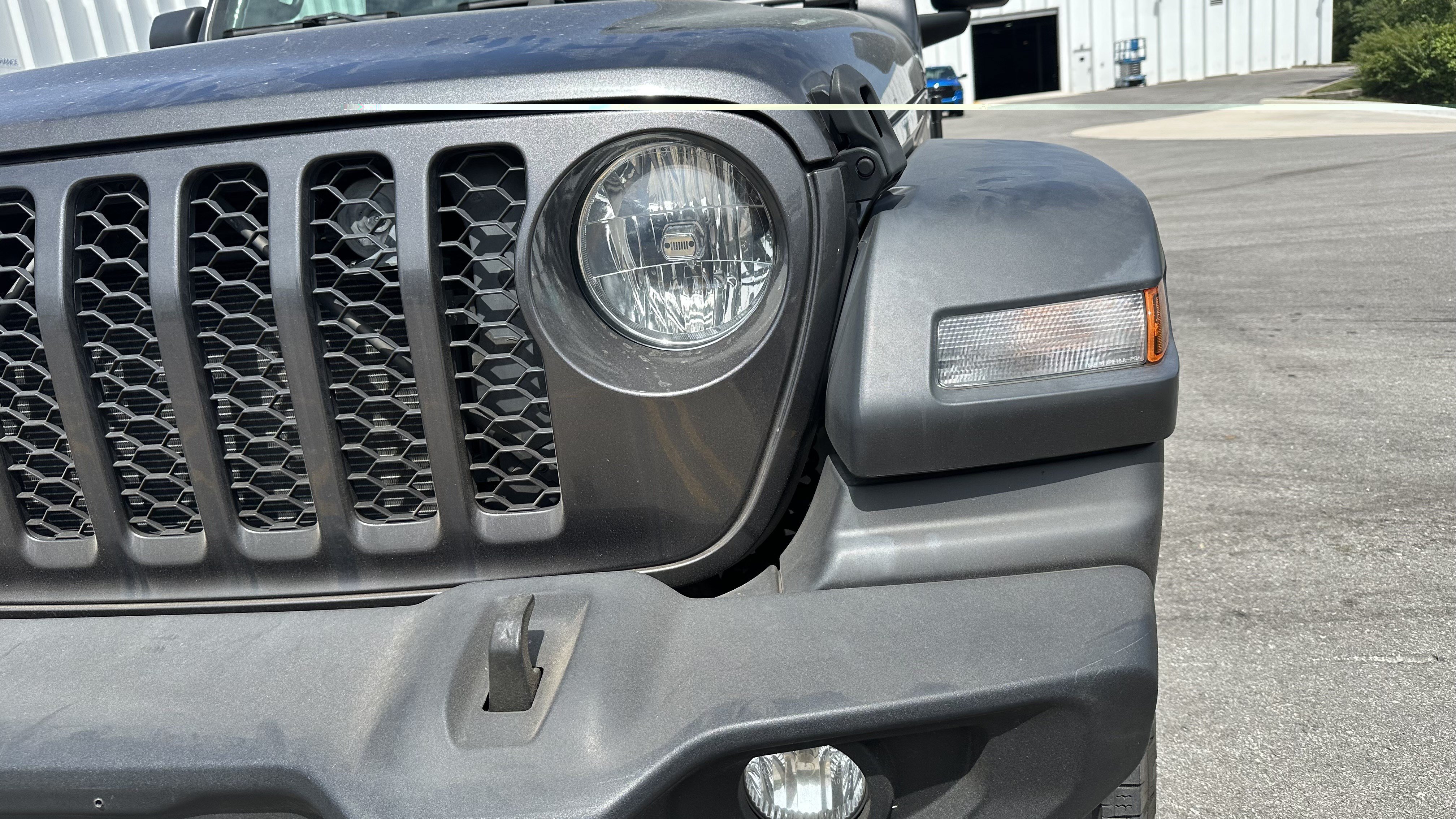 Used 2024 Jeep Wrangler Unlimited Sport AWD/4WD image 6
