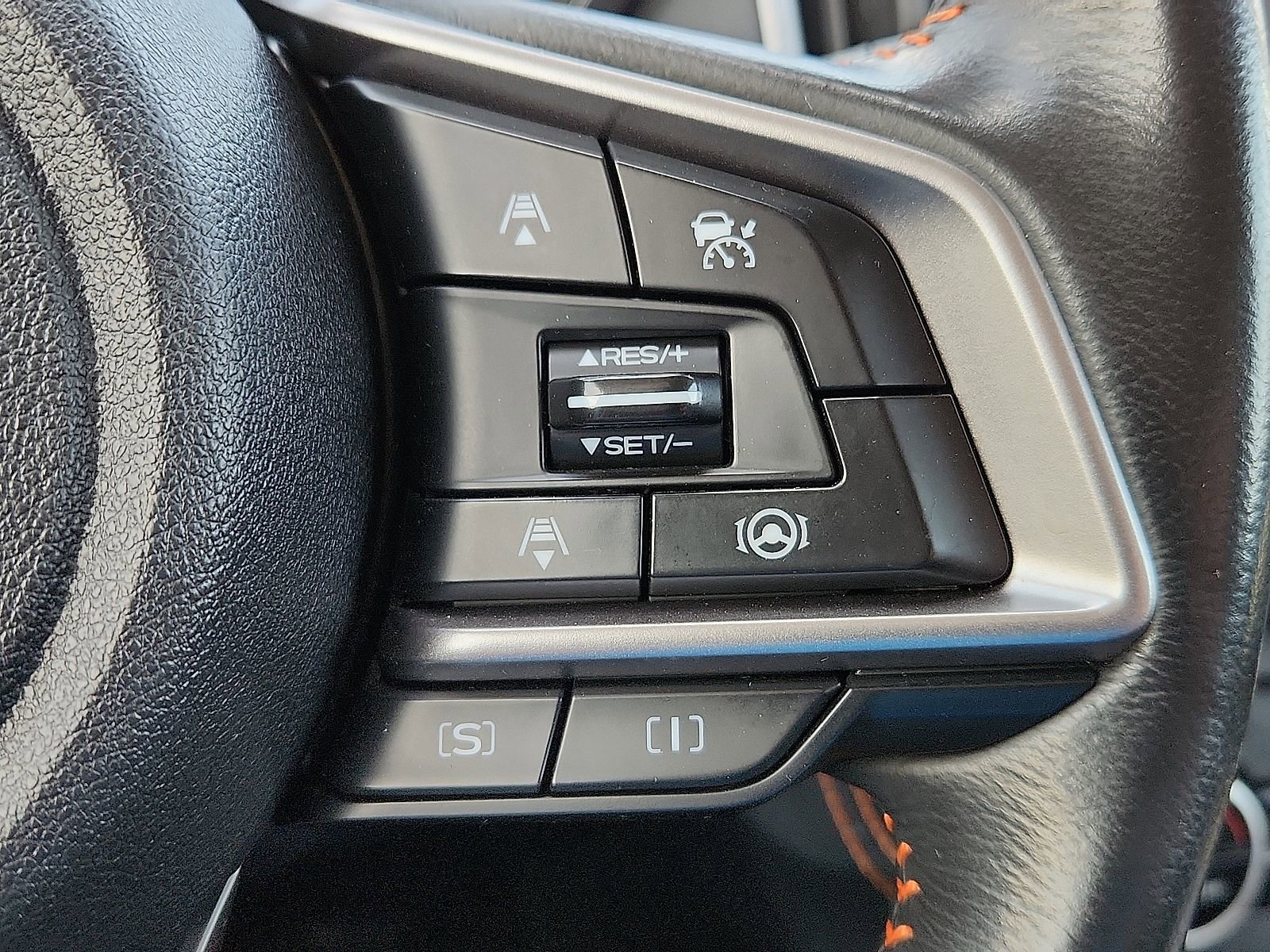 Used 2023 Subaru Crosstrek 2.0i Premium image 17