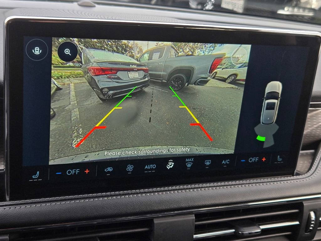 Used 2024 Lincoln Corsair Reserve image 16