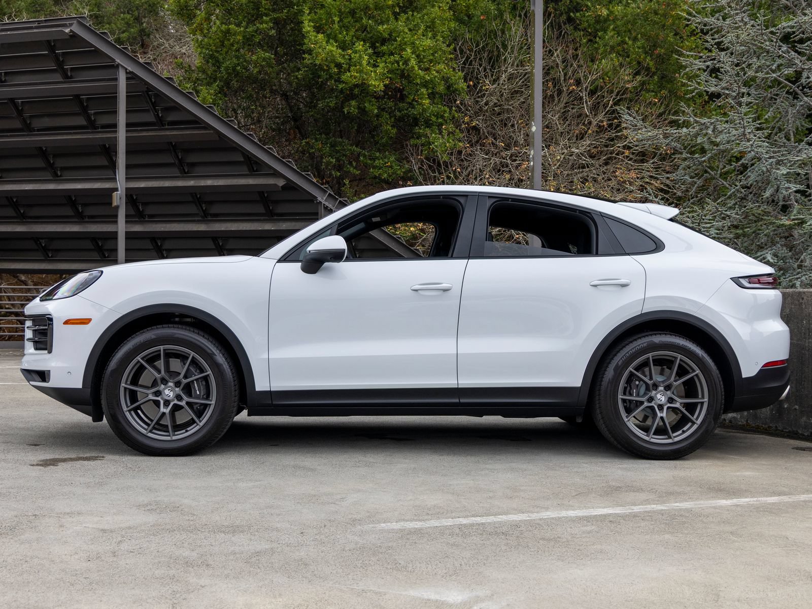 Certified 2026 Porsche Cayenne Coupe AWD/4WD image 2