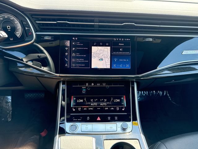 Used 2025 Audi Q8 Premium Plus w/ Premium Plus Package AWD/4WD image 23