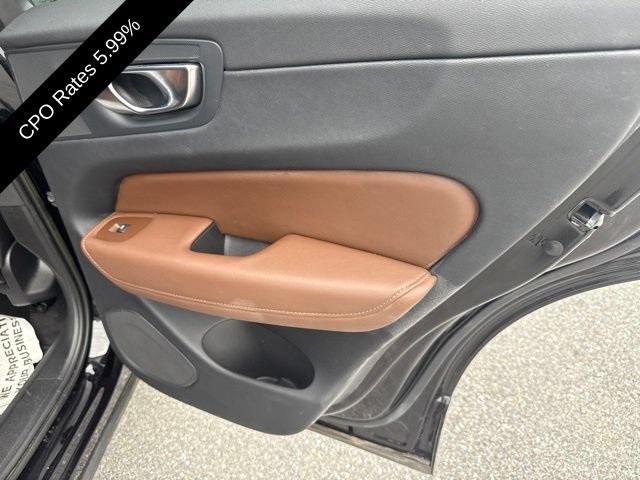 Certified 2023 Volvo XC60 B5 Plus w/ Climate Package AWD/4WD image 9