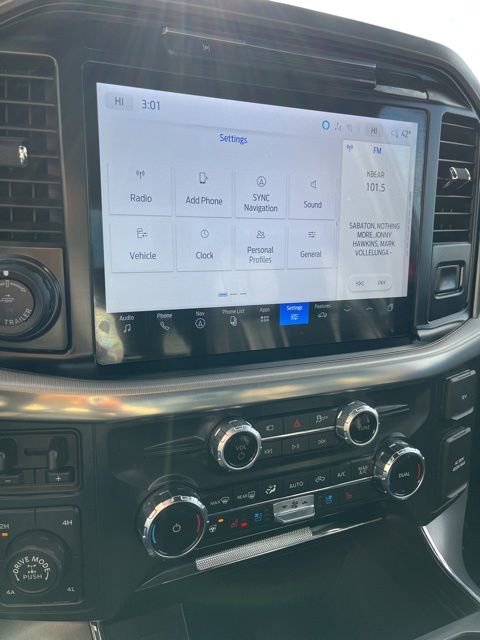 Used 2025 Ford F150 Lariat w/ Tow/Haul Package image 42