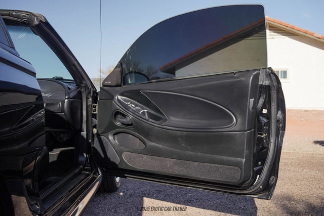 Used 1998 Ford Mustang GT RWD image 32