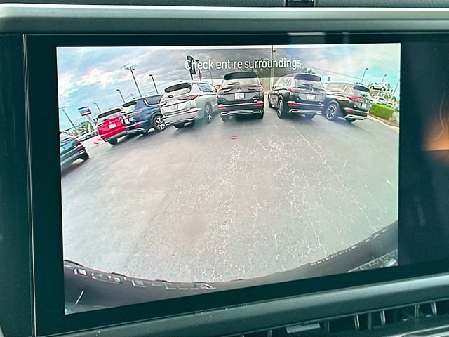 New 2026 Jeep Wrangler Unlimited Rubicon w/ Xtreme 35 Tire Package image 8