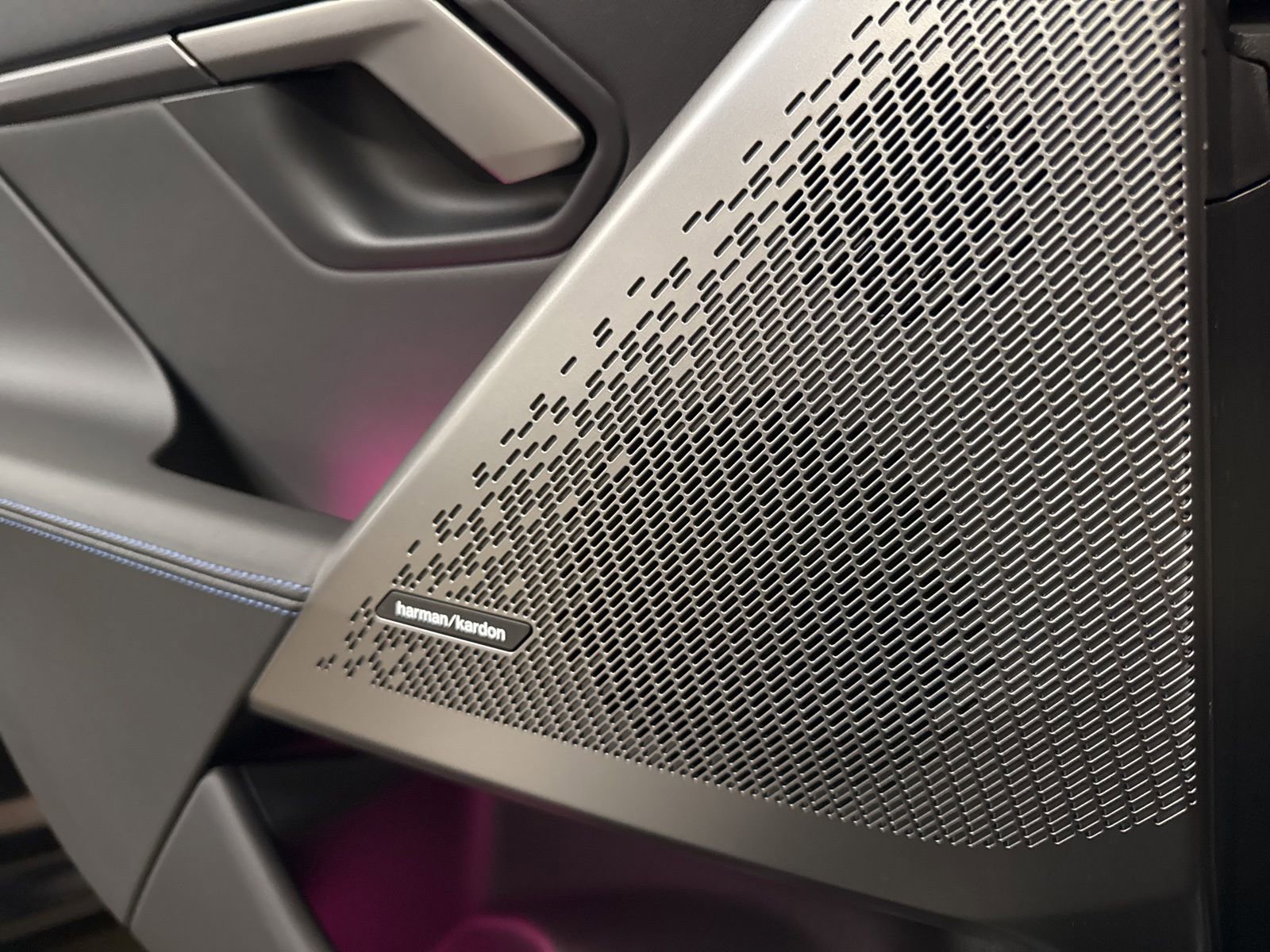 Used 2025 BMW i5 eDrive40i w/ M Sport Package image 24