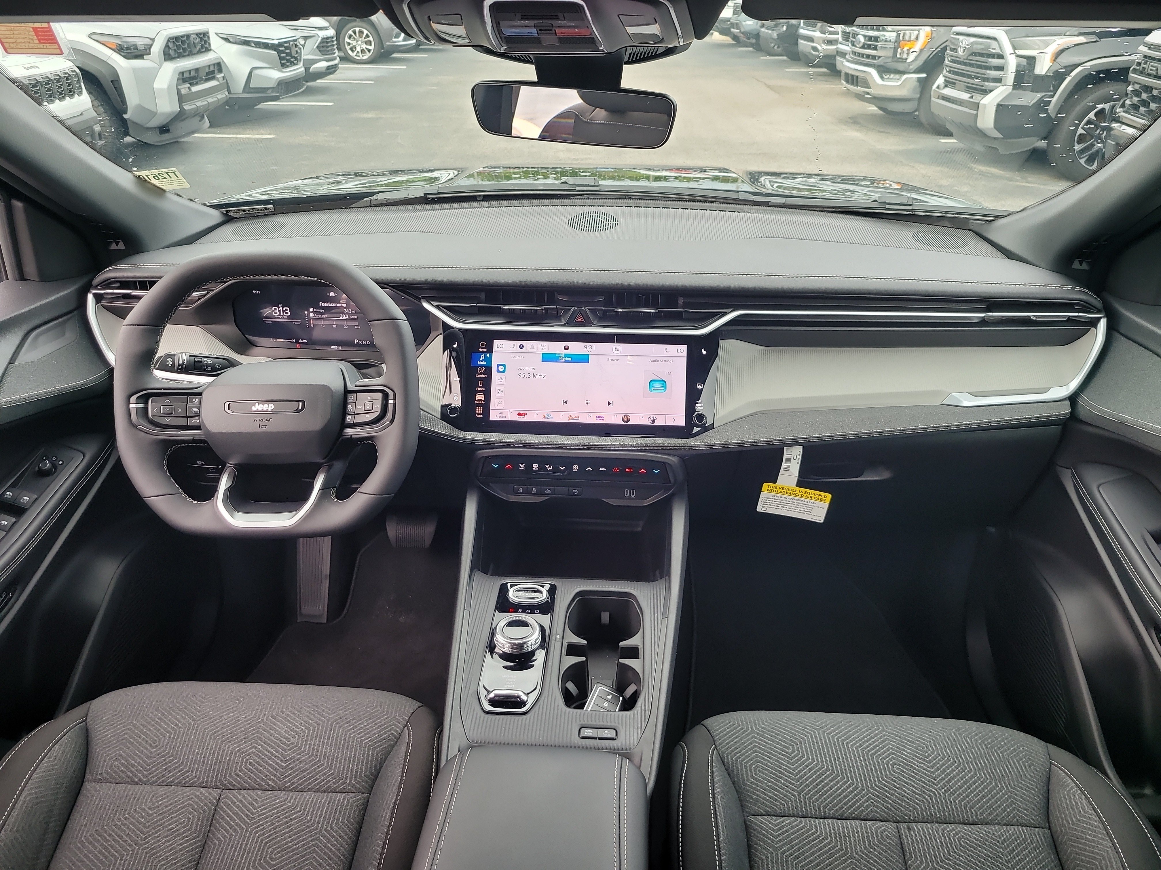 Used 2026 Jeep Cherokee Laredo AWD/4WD image 14