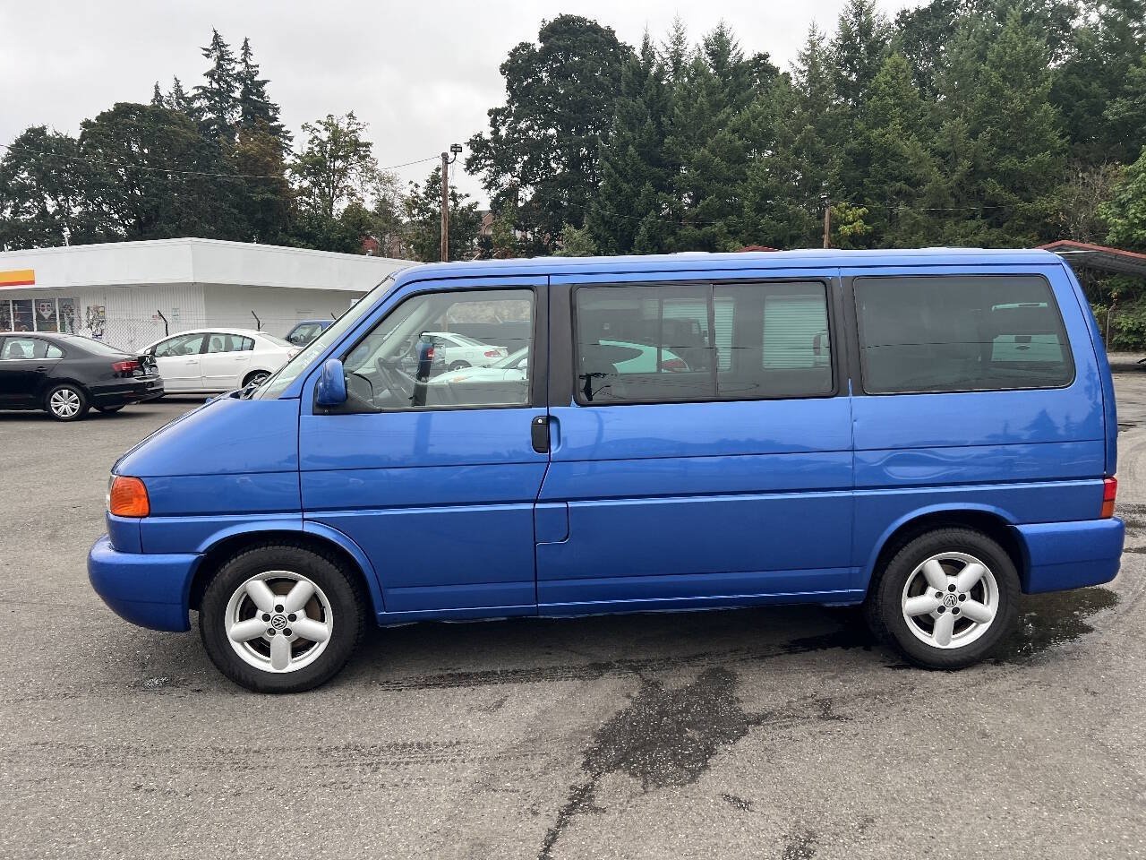 Used 2003 Volkswagen Eurovan MV FWD image 36