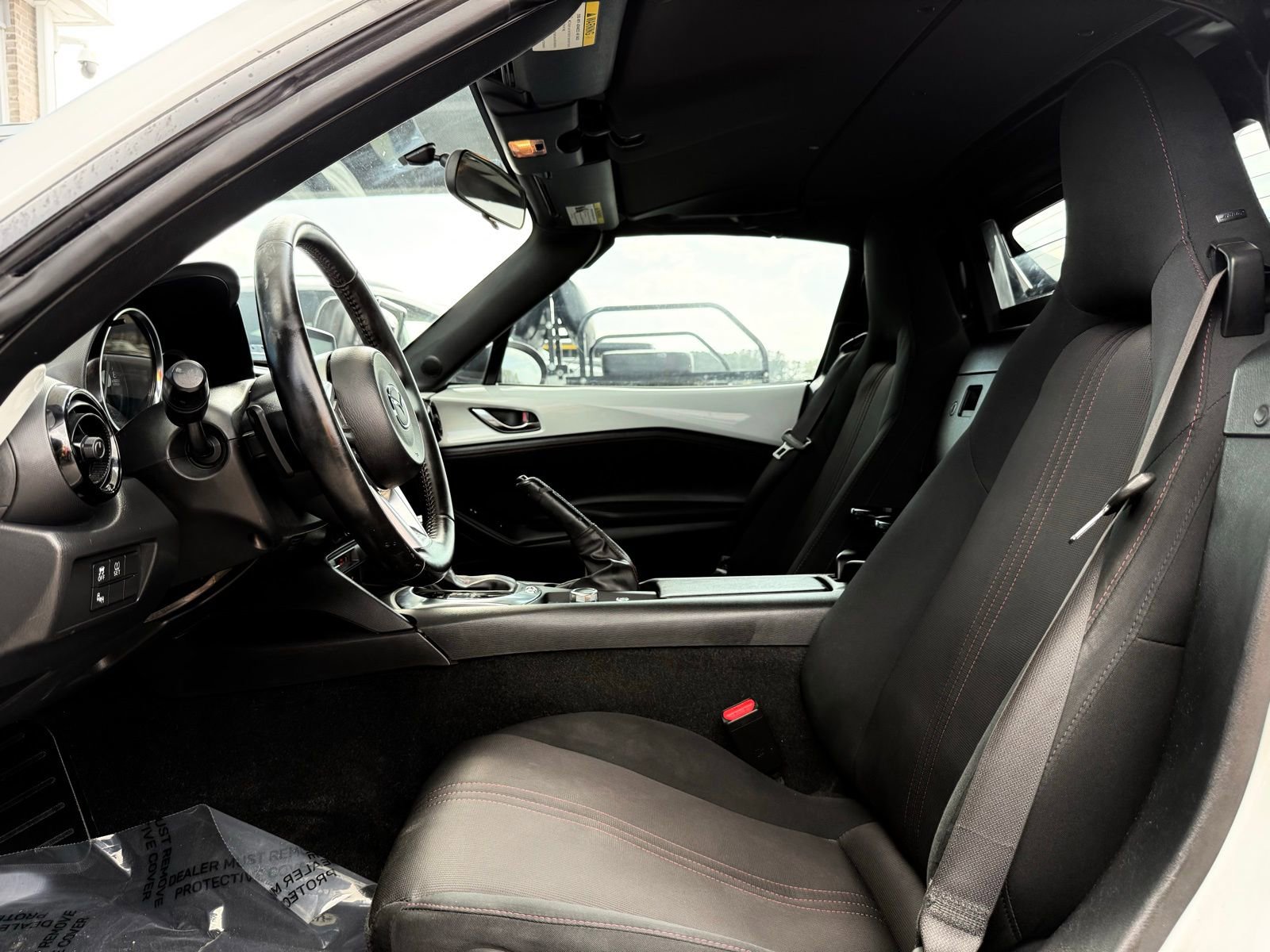 Used 2017 MAZDA MX-5 Miata RF Club image 26