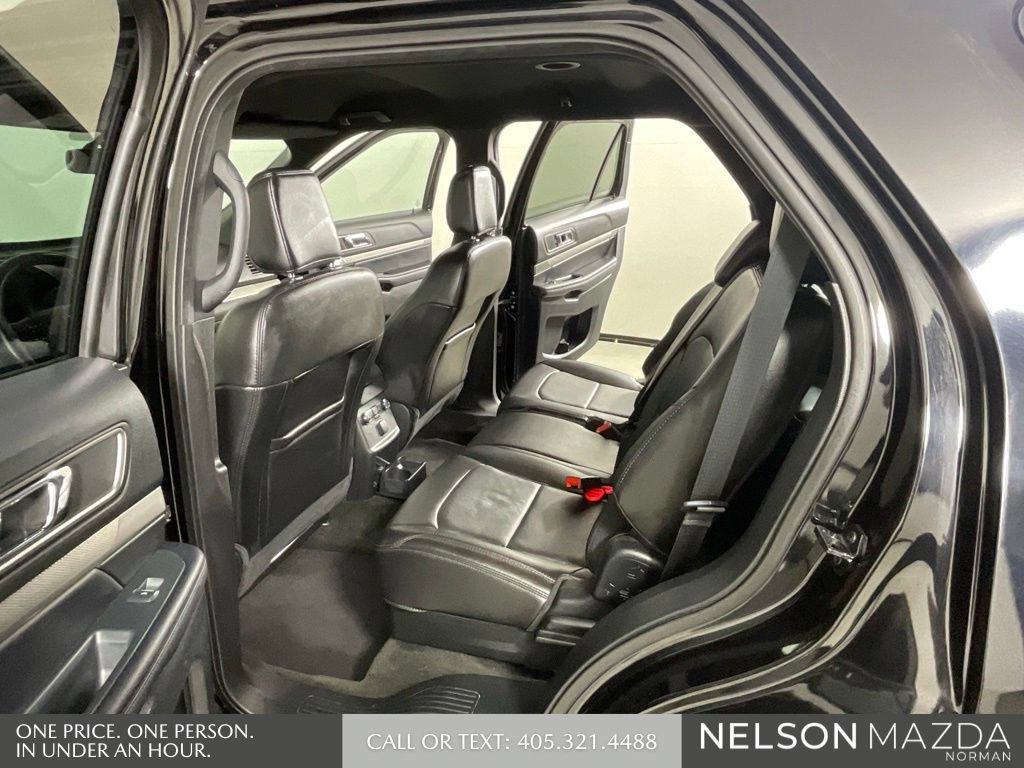 Used 2018 Ford Explorer XLT w/ Equipment Group 202A FWD image 12