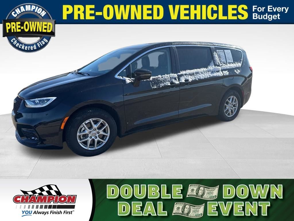 Used 2024 Chrysler Pacifica Touring-L