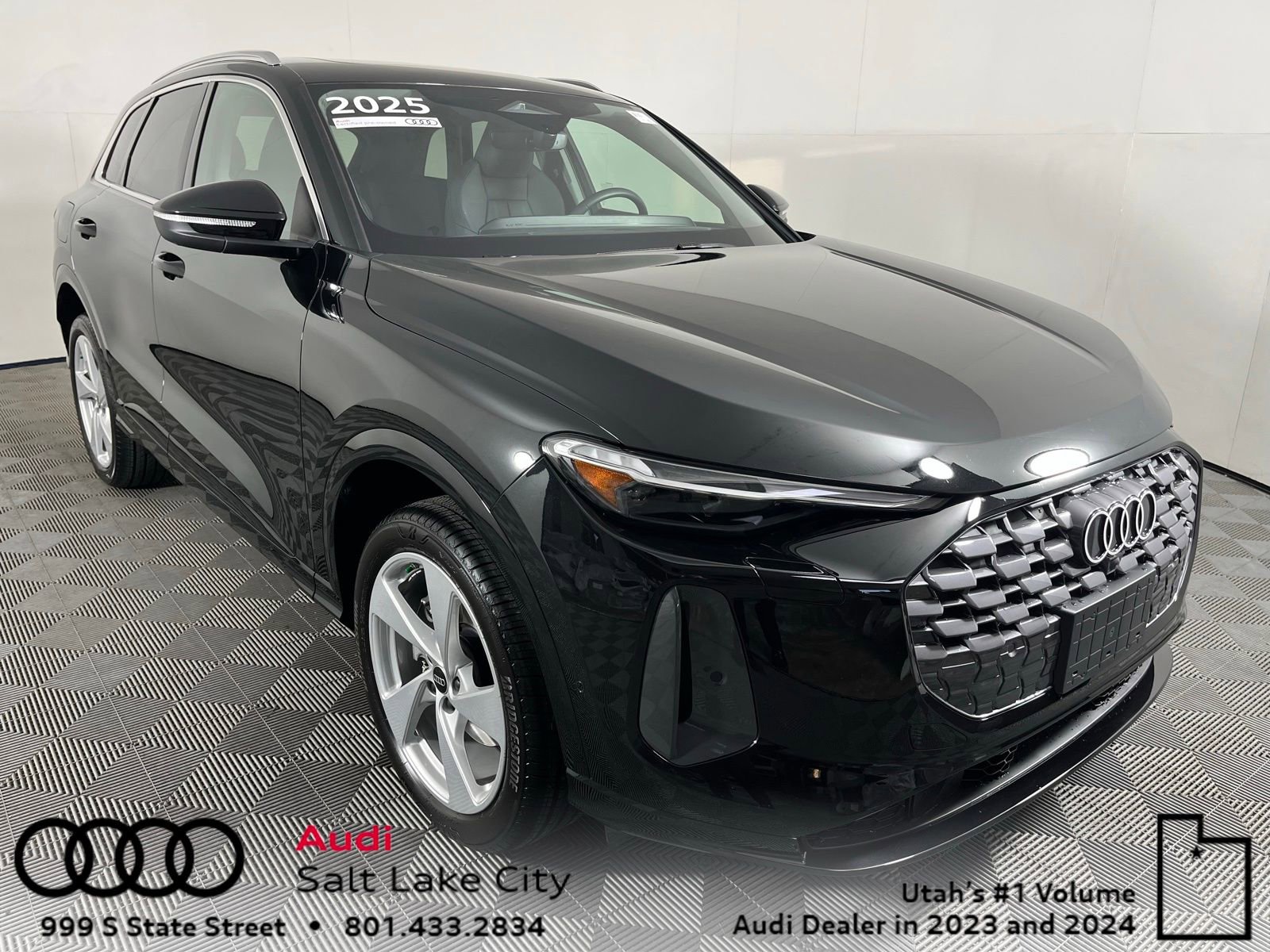 Certified 2025 Audi Q5 Premium Plus w/ Premium Plus