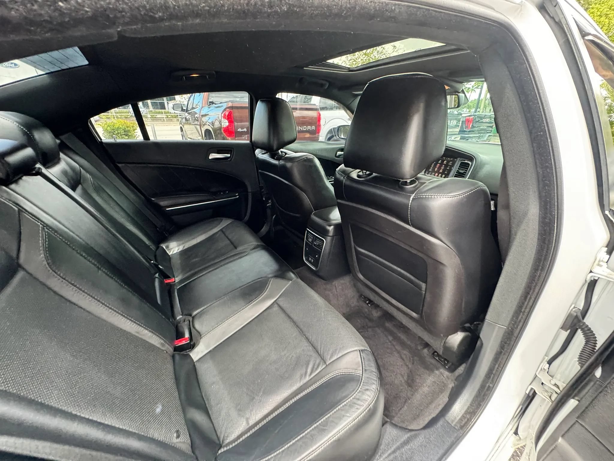 Used 2015 Dodge Charger R/T w/ Plus Group RWD image 31