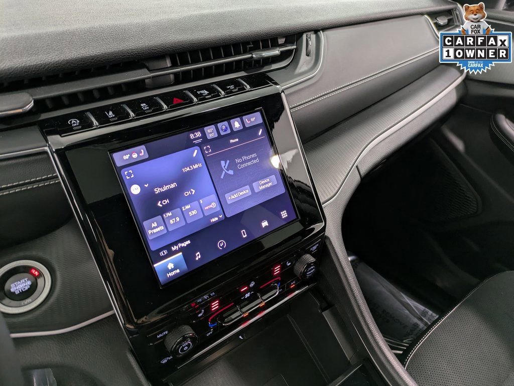 Used 2024 Jeep Grand Cherokee Altitude image 12