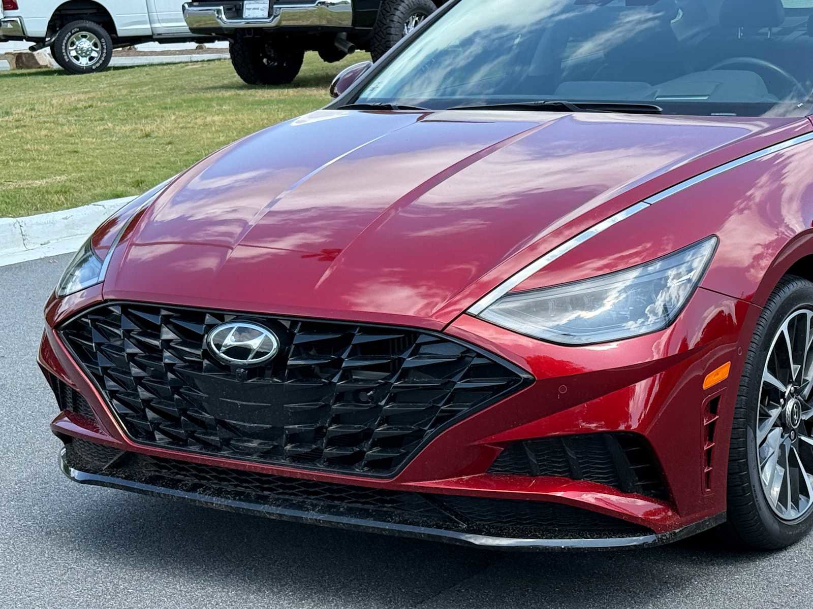 Used 2023 Hyundai Sonata Limited FWD image 9
