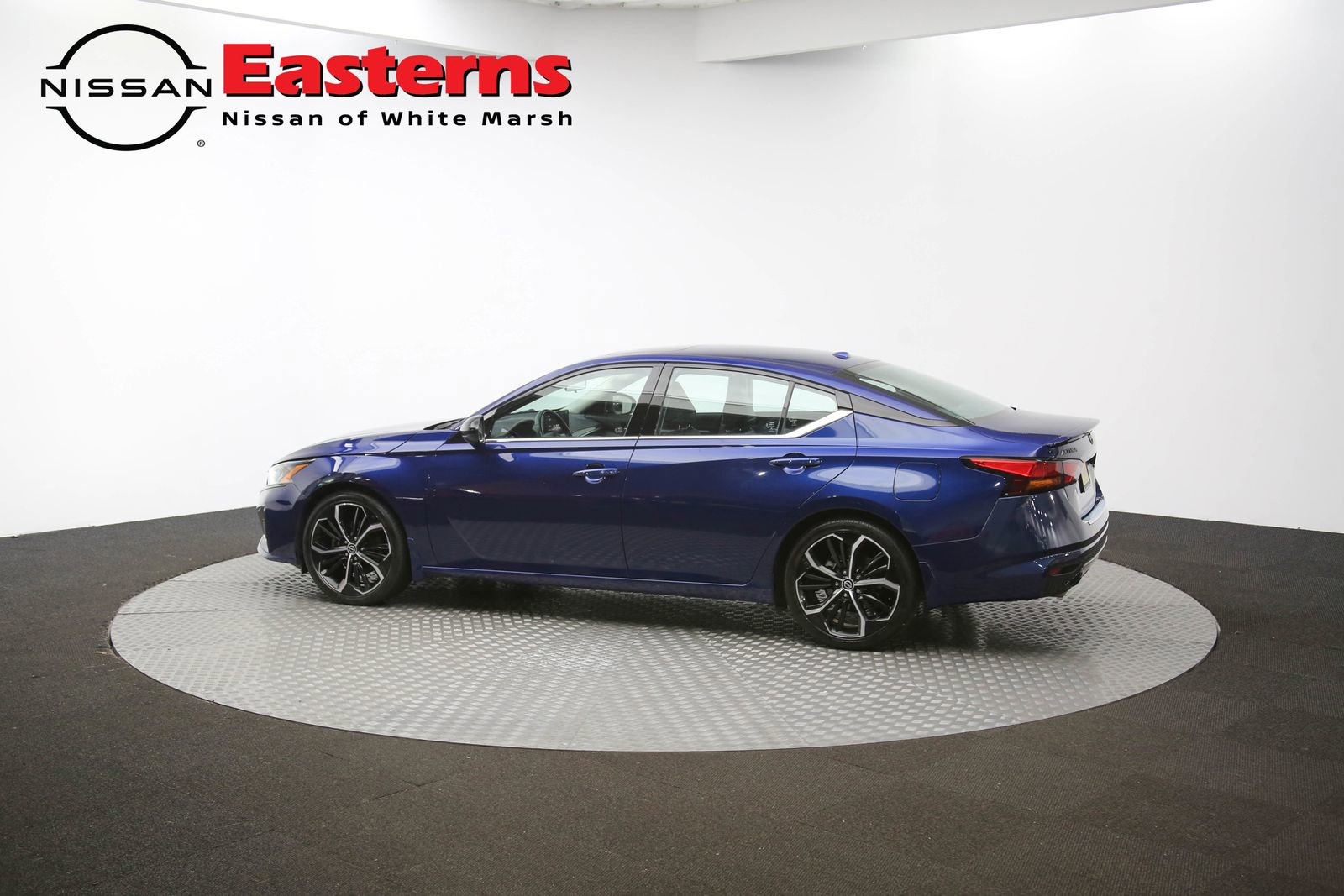 Used 2023 Nissan Altima 2.5 SR w/ SR Premium Package FWD image 59