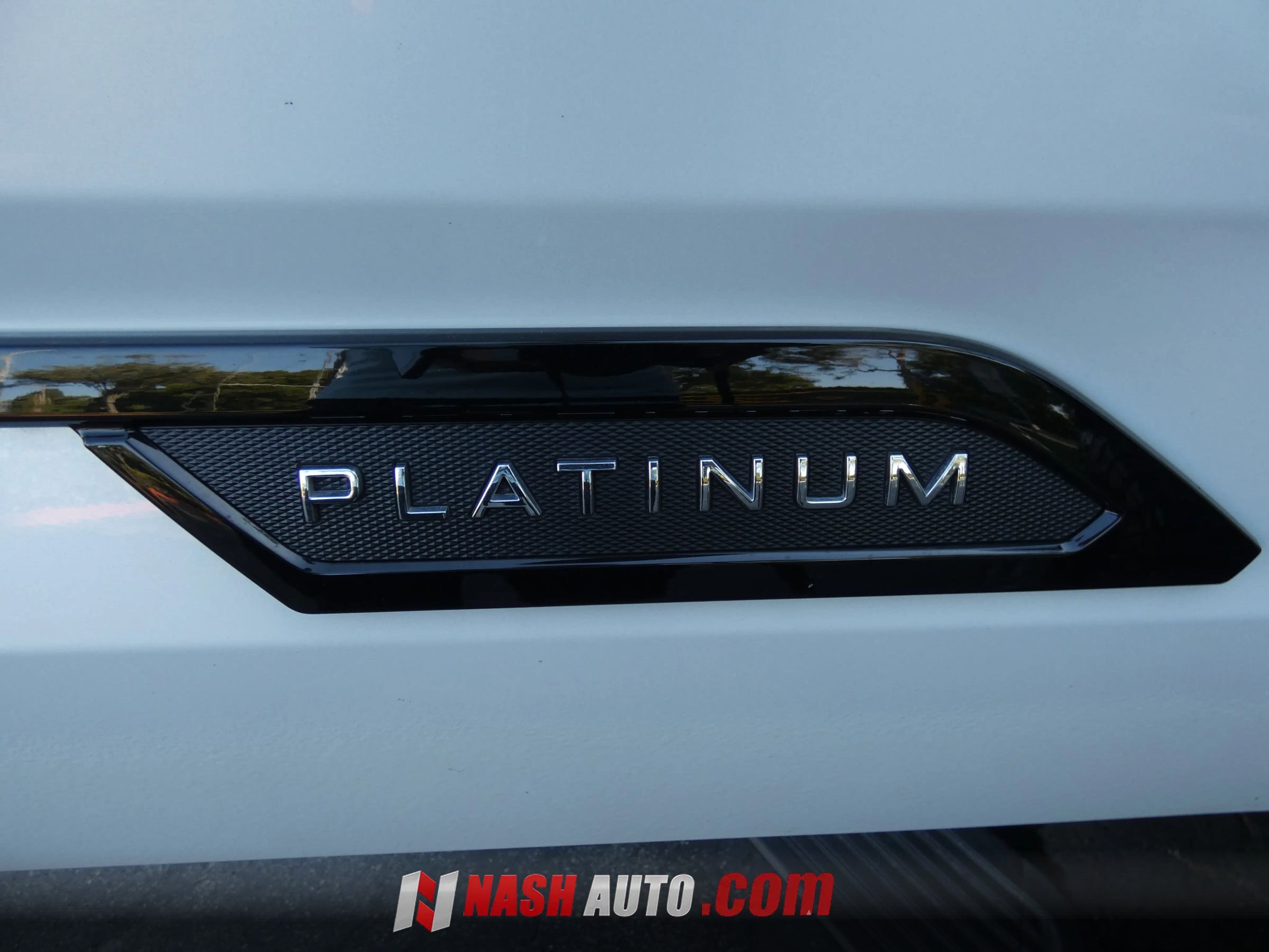 Used 2024 Toyota Tundra Platinum AWD/4WD image 76