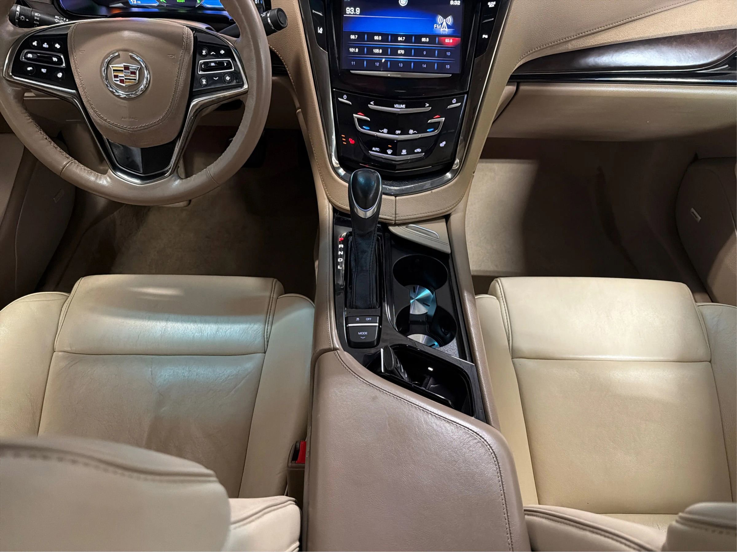 Used 2014 Cadillac ELR w/ Luxury Package image 19