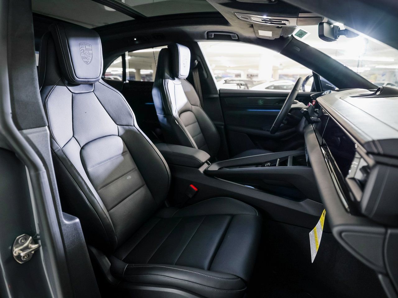 New 2026 Porsche Macan Turbo Electric image 29