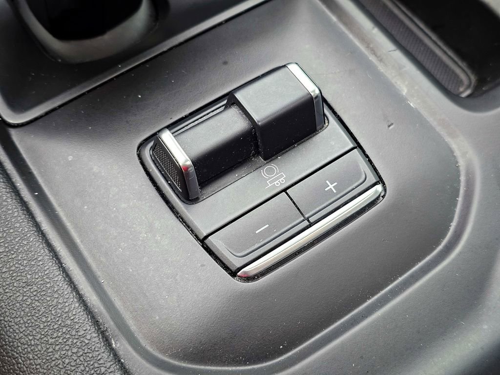 Certified 2024 GMC Sierra 1500 AT4 w/ Technology Package image 32