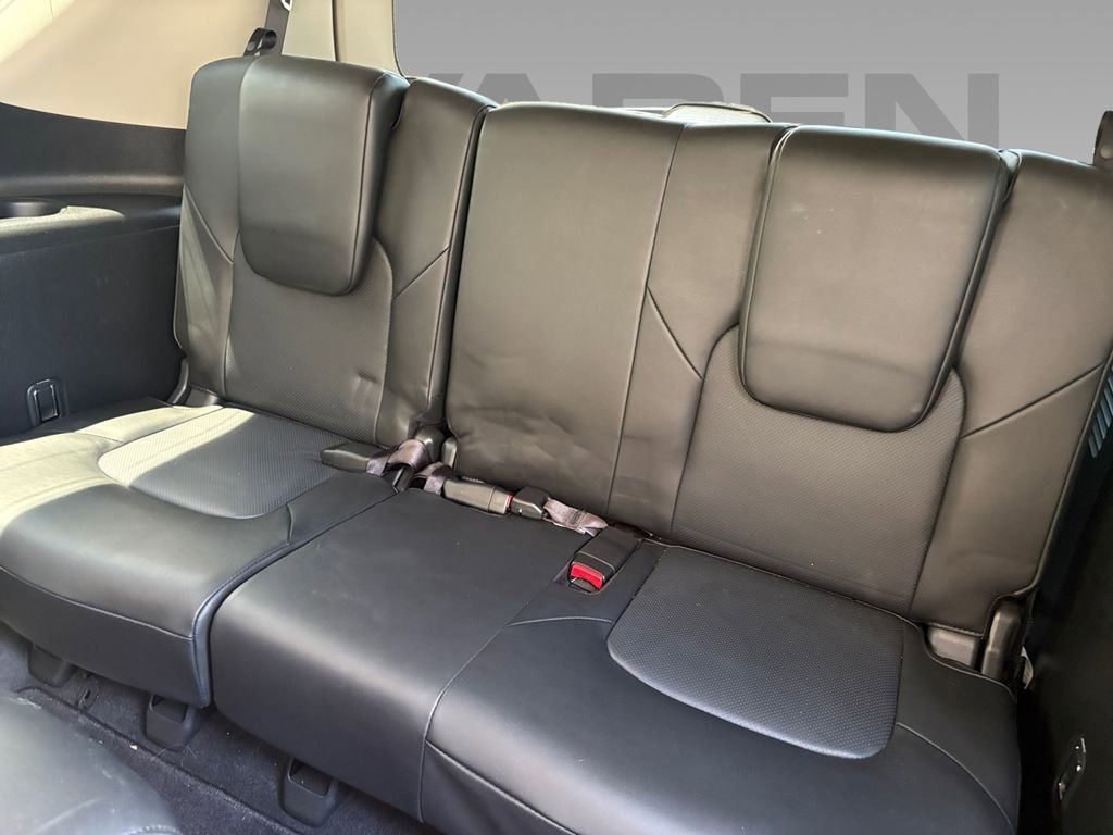 Used 2021 Nissan Armada SL w/ Captain's Chairs Package RWD image 4