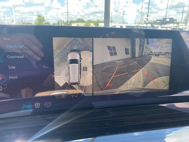New 2026 Cadillac Escalade Luxury w/ Touring Package RWD image 16