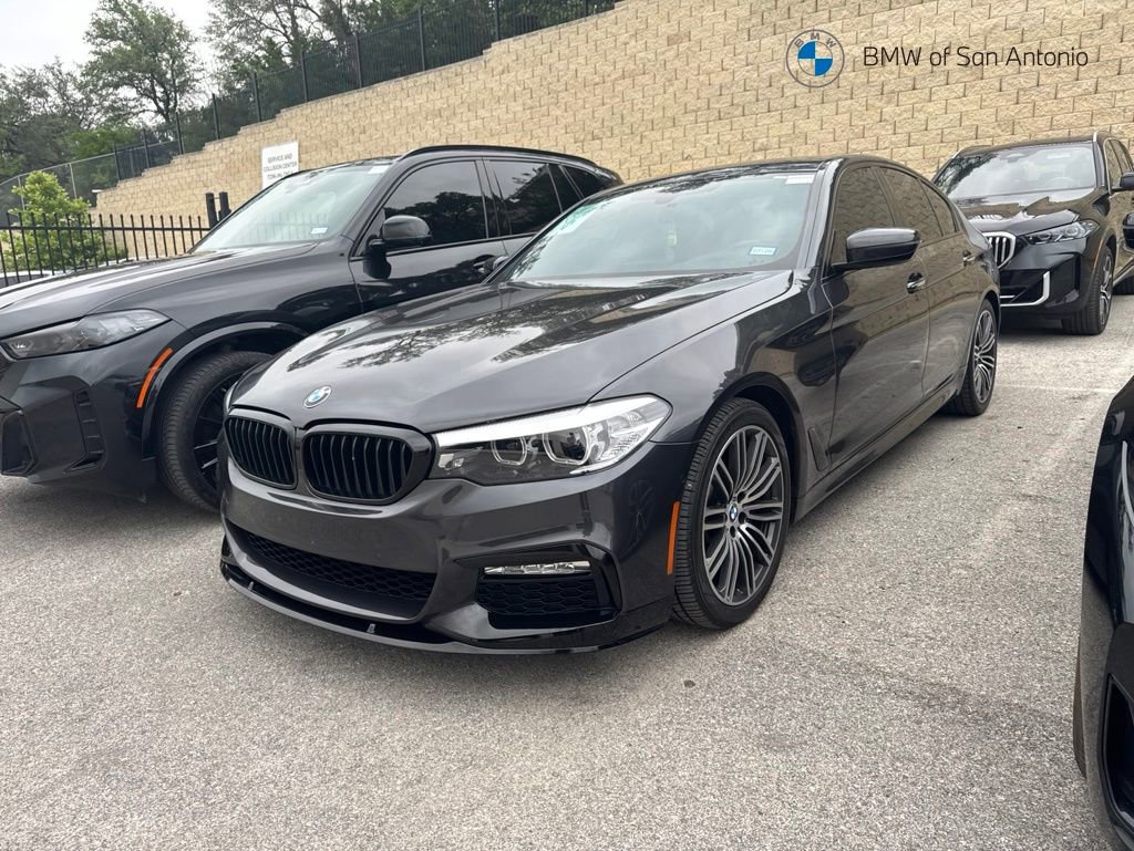 Used 2018 BMW 540i w/ M Sport Package RWD image 1
