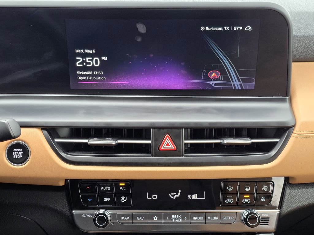 Used 2025 Kia Seltos EX w/ EX Sunroof Package AWD/4WD image 16