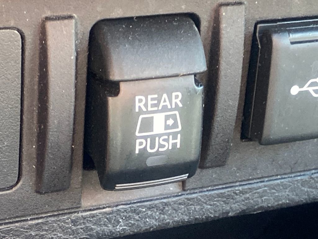 Used 2022 Toyota Tacoma TRD Sport image 27