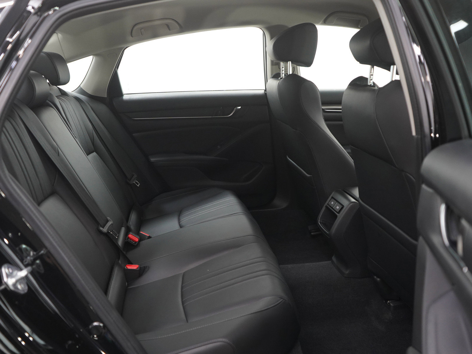 Used 2022 Honda Accord Sport Special Edition image 12